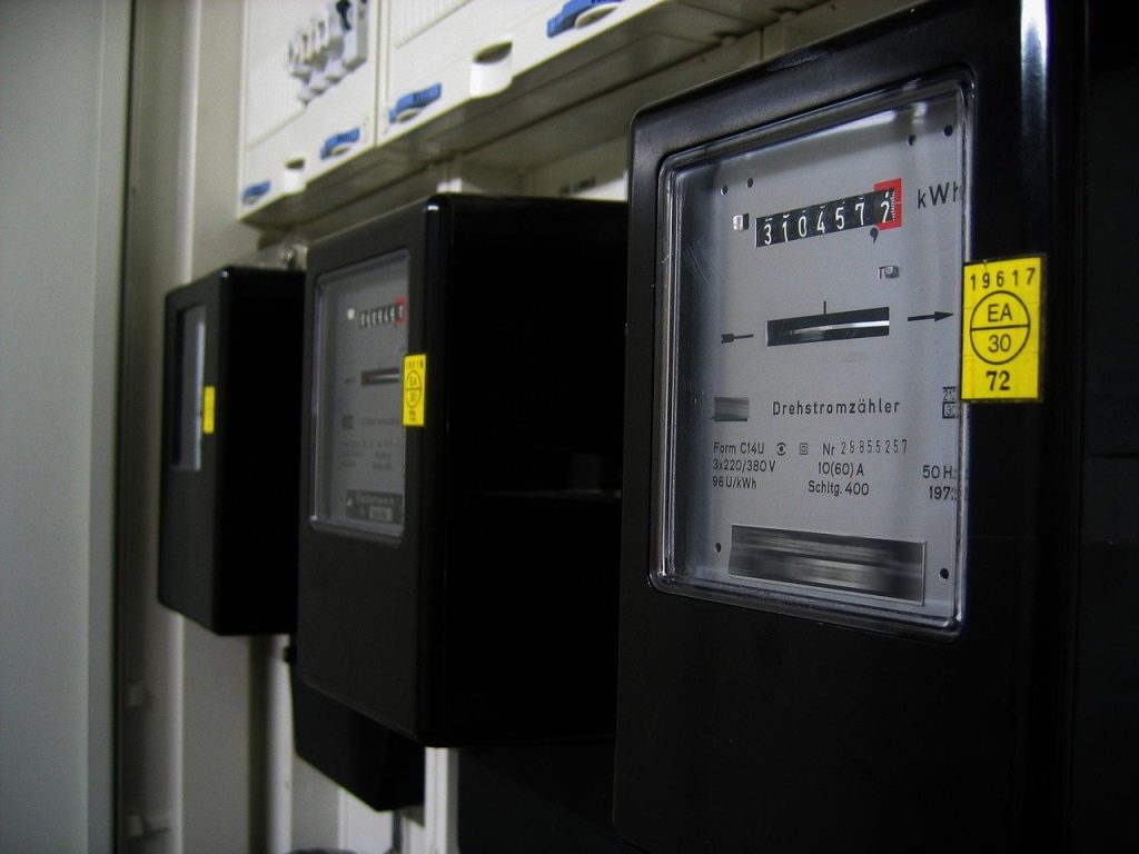 Compteur électrique permettant de suivre la consommation du logement