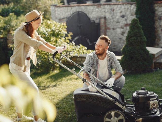 Comparatif des tondeuses électriques : comment choisir